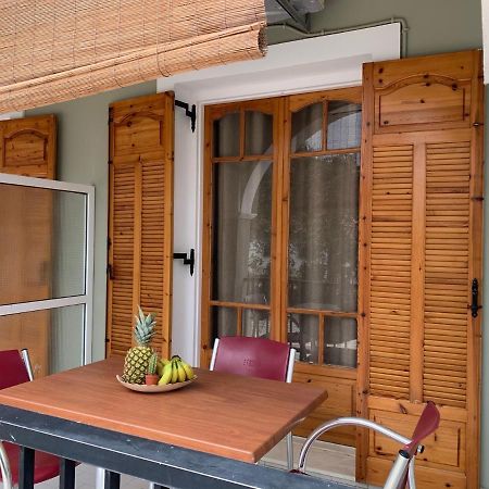 Katerinas Inn Apartments Керион Экстерьер фото