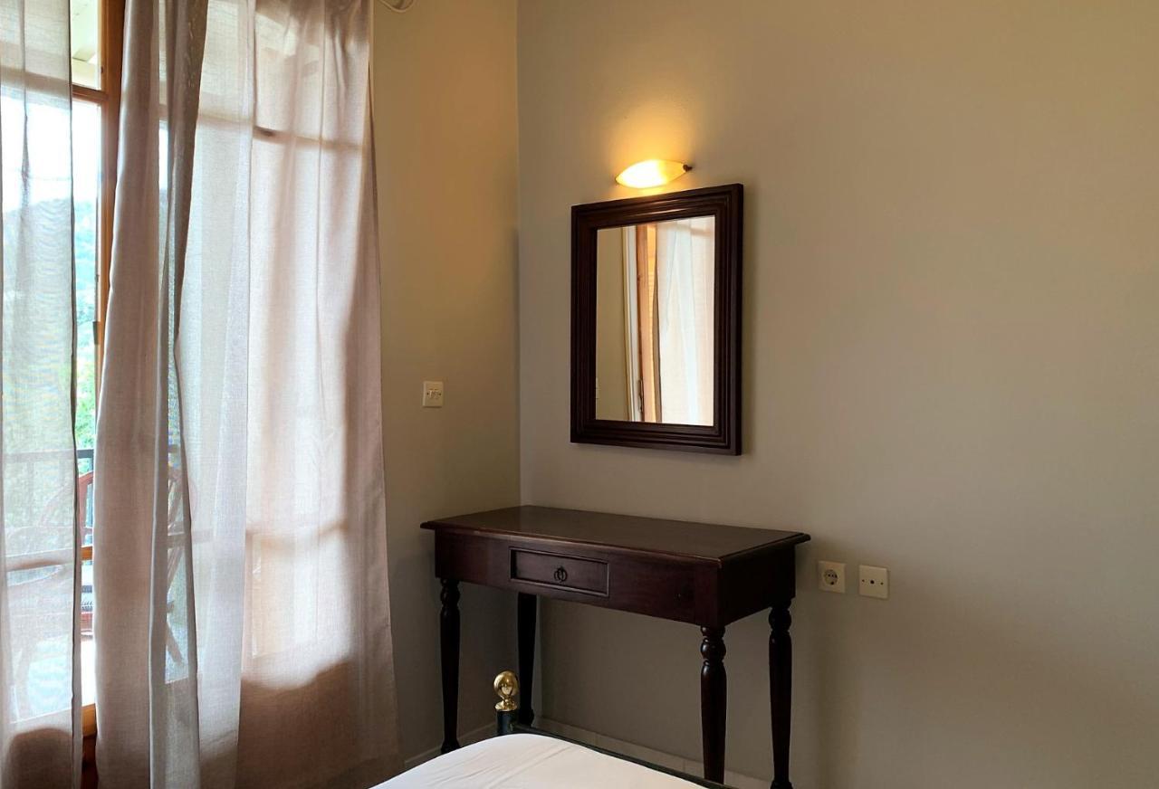 Katerinas Inn Apartments Керион Экстерьер фото
