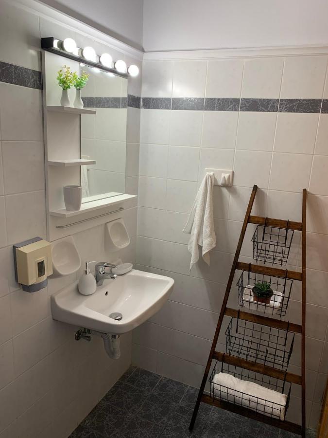 Katerinas Inn Apartments Керион Экстерьер фото
